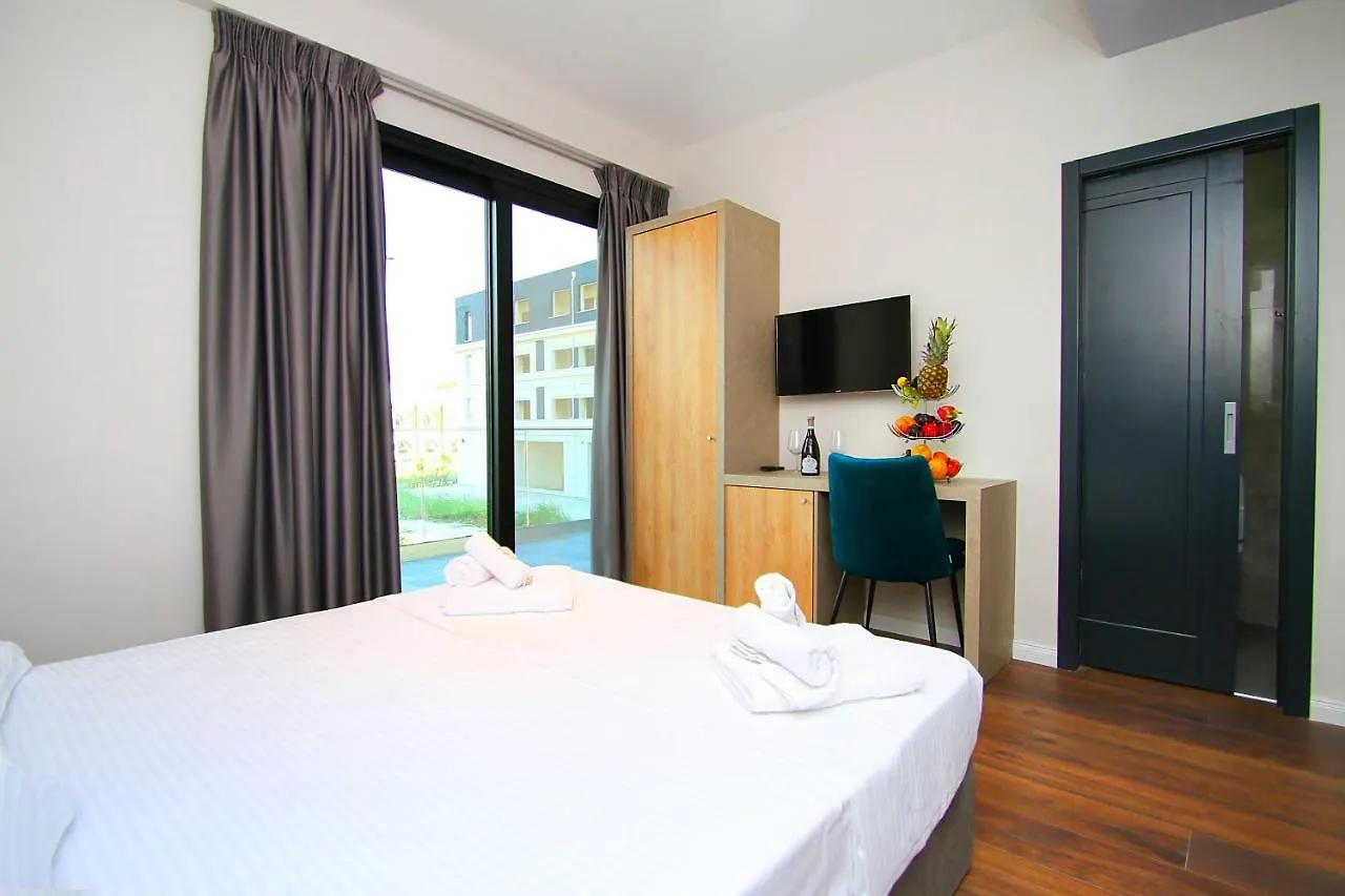 ****  A&G Hotel Radhime Albania